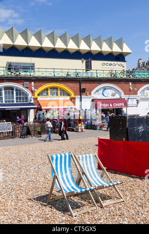 Oceana Nightclub on Brighton seafront  and the lower promenade Stock Photo