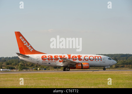 easyjet approach alamy aeroplane luton