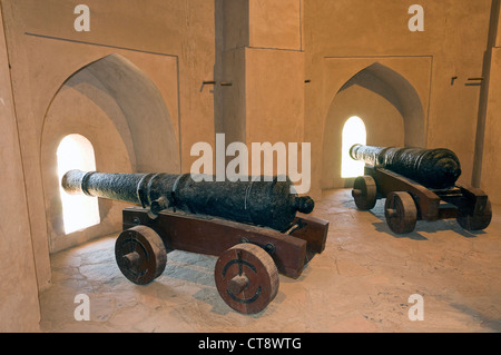 Elk207-2374 Oman, Rustaq Fort, 13th c and later, cannon tower Stock Photo