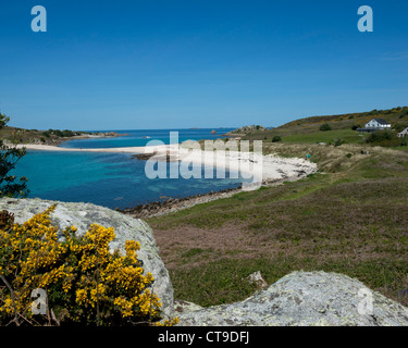 St Agnes viewed from the island of Gugh showing The Bar. Isles of Scilly, Cornwall, England, UK Stock Photo