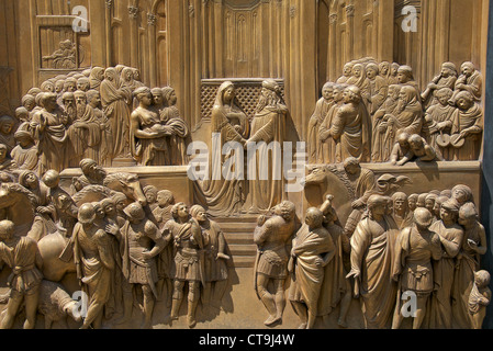 Solomon and the Queen of Sheba Lorenzo Ghiberti's Gates of Paradise doors Baptistry Florence Italy Stock Photo