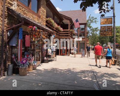 Nashville, Indiana shops, tourist attraction Stock Photo - Alamy