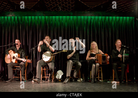 'Púca' a traditional Irish music band group playing at the Arlington Hotel, Dublin. Stock Photo