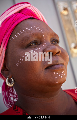 Black african woman in traditional tribal dress, Cape Town, Western Cape, South Africa Stock Photo