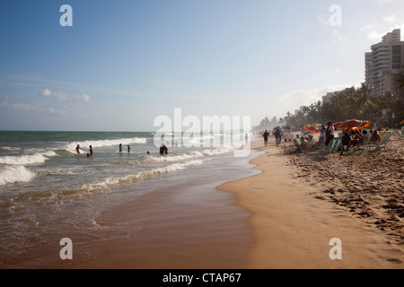 People enjoy a Sunday afternoon on Boa Viagem beach, Recife, Pernambuco, Brazil, South America Stock Photo