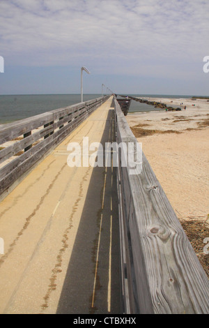 FISHING PIER, FORT CLINCH STATE PARK, FERNANDINA BEACH, FLORIDA, USA Stock Photo