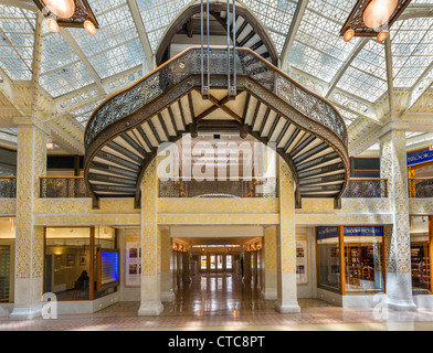 Frank Lloyd Wright designed lobby of The Rookery building on La Salle Street in the Loop district, Chicago, Illinois, USA Stock Photo