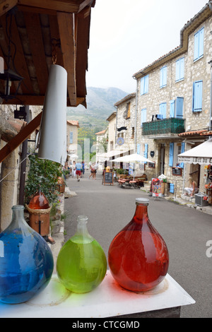 Parfumier (perfume) shop in Passage des Scornaches, Gourdon, Côte d'Azur, Alpes-Maritimes, Provence-Alpes-Côte d'Azur, France Stock Photo