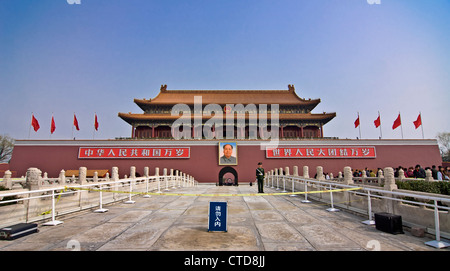 Front view of Tiananmen gate, separating the Tiananmen place from the Forbidden city - Beijing (China) Stock Photo