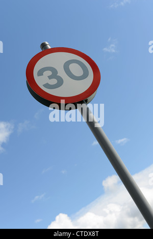 9 mph speed limit max sign warning slow no smoking warning signs Stock ...