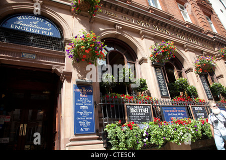 The Lord Moon of The Mall Pub on Whitehall - London UK Stock Photo
