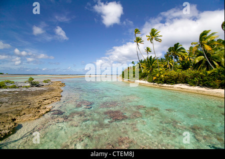 Laguna of Fakarava atoll, Tuamotus Stock Photo