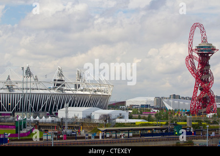 Anish Kapoor's Orbit sculpture rises above the Olympic Park, Stratford, East London, UK