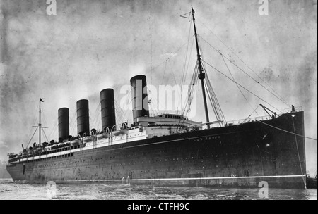 Rms Lusitania In New York Harbor At End Of A 1907 Voyage. As The Luxury 