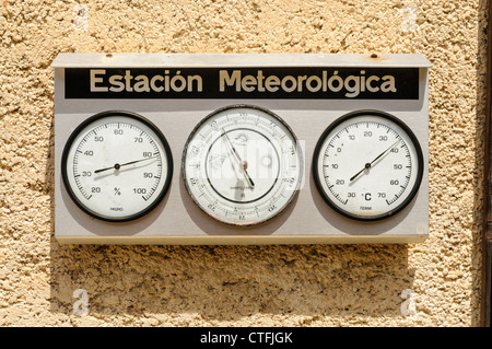 Spanish weather station 'Estación meterológica' Stock Photo