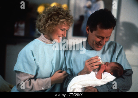 IMMEDIATE FAMILY (1989) GLENN CLOSE, JAMES WOODS JONATHAN KAPLAN (DIR) 007 MOVIESTORE COLLECTION LTD Stock Photo