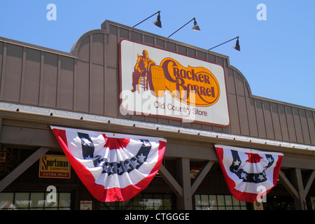 Stuart Florida,Cracker Barrel,restaurant restaurants food dining eating out cafe cafes bistro,Old Country Store,front,entrance,bunting,sign,logo,Ameri Stock Photo