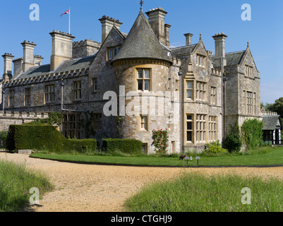 dh Lord Montagu house BEAULIEU PALACE HAMPSHIRE Mansion house uk stately home new forest beautiful private country estate of england Stock Photo