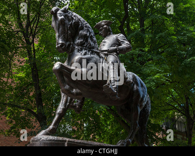 Paul Revere statue on the Freedom Trail near Old North Church, North End, Boston, Massachusetts, USA Stock Photo