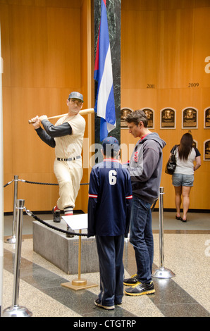 New York, Cooperstown, Baseball Hall of Fame. Solid wood hand carved  baseball hero statue of Babe Ruth Stock Photo - Alamy