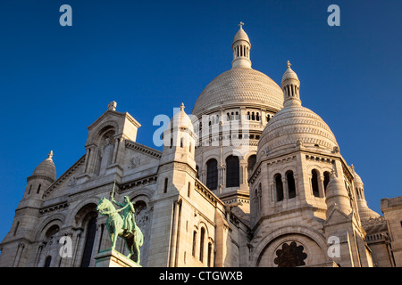 Early morning below Basilique du Sacre Coeur, Montmartre, Paris France Stock Photo