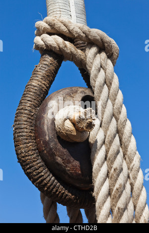 England, London, Greenwich, Cutty Sark, Detail of Ship's Rigging Stock Photo
