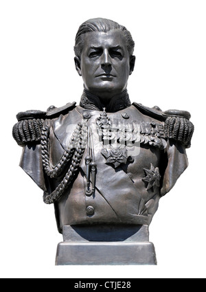 London, England, UK. Bust of David Beatty, 1st Earl Beatty in Trafalgar Square (William McMilllan; 1948)