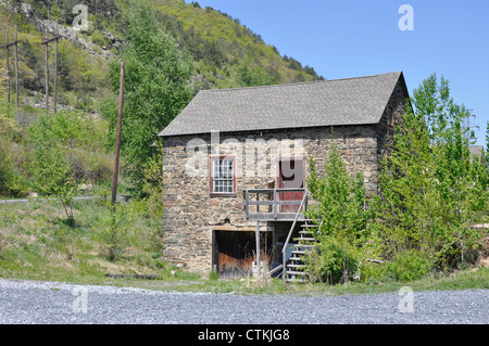 old stone house by Lehigh Gap in Slatington, Pennsylvania Stock Photo