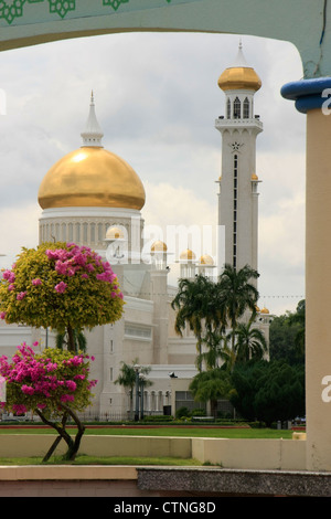 Sultan Omar Ali Saifudding Mosque, Bandar Seri Begawan, Brunei, Southeast Asia Stock Photo