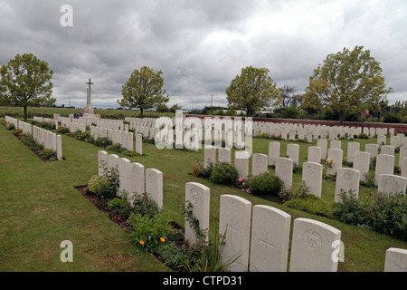 General view across the rows of headstones in the Aubers Ridge British Cemetery, near Aubers, Nord-Pas-de-Calais, France. Stock Photo