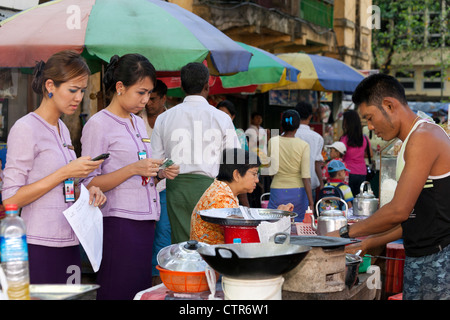 Street vendor, Yangon, Myanmar Stock Photo