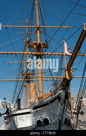 HMS GANNET. Detail of the historic ironclad Victorian sailing sloop at Chatham historic dockyard, Kent, England.  Blue cloudless Stock Photo