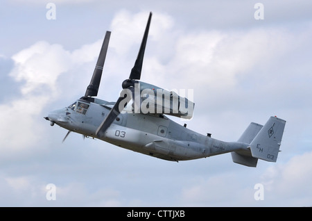 Bell Boeing VM-22B Osprey operated by the US Marines climbing out after take-off from RAF Fairford Stock Photo