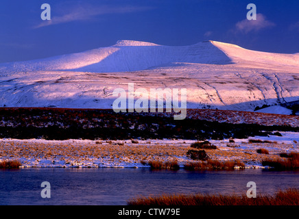 Brecon Beacons Pen y Fan and Corn Du from Traeth Mawr, Mynydd Illtyd Winter  Brecon Beacons National Park Powys South Wales UK Stock Photo