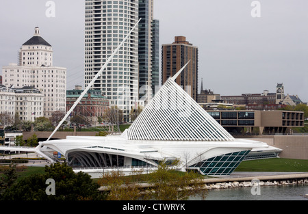 Wisconsin Milwaukee Calatrava Art Museum Brise soleil modern architecture Stock Photo