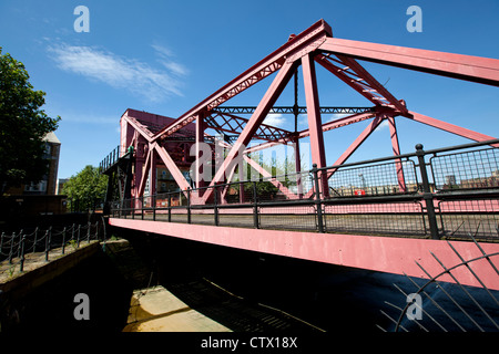 Bascule Bridge. Rotherhithe Street, England, London, UK Stock Photo