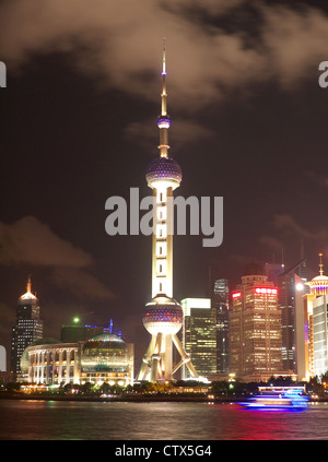 View of the Shanghai  Oriental Pearl Tower at night Stock Photo
