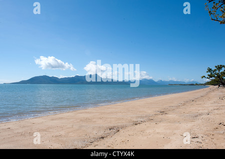 View of Hinchinbrook, Australia's largest island national park, from Cardwell beach on the Cassowary Coast, Queensland Stock Photo