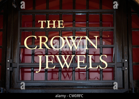 THE CROWN JEWELS sign above the entrance of the Jewel House building where the Crown Jewels are guarded & kept. Tower of London Stock Photo