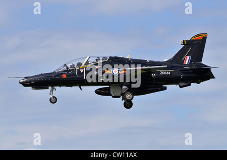 BAE Systems Hawk T2 aircraft operated by the RAF on approach for landing at RAF Fairford Stock Photo
