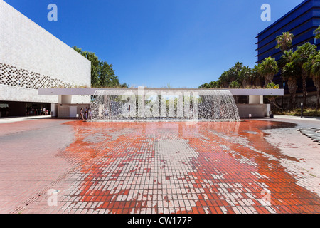 Waterfall of the Jardins D’Água (Water Gardens) in the Parque das Nações (Park of Nations). Lisbon, Portugal. Stock Photo