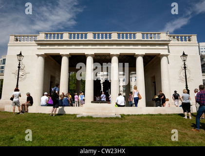 Royal Air Force Bomber Command Memorial in Green Park, London Stock Photo