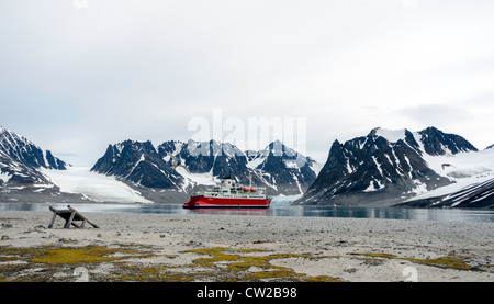 MS Expedition cruise Magdalene Fjord Spitsbergen Svalbard Norway Scandinavia Arctic North Stock Photo