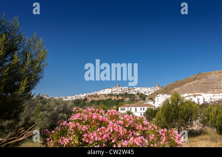 Arcos de la Frontera, Andalucia, Andalusia, Spain, Europe. Beautiful hilltop town with stunning clear blue sky. Stock Photo