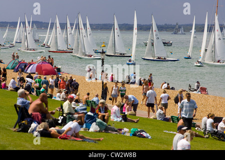 The Green, Spectators, Yacht Racing, Cowes Week, Cowes, Isle of Wight, England, UK, Stock Photo