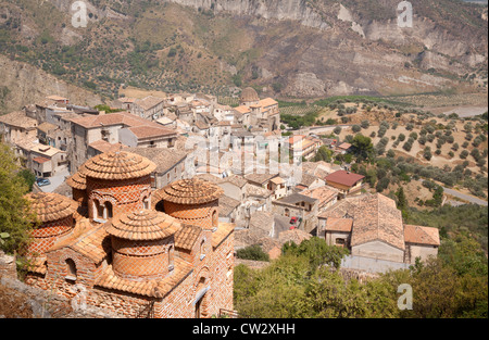 Stilo, Calabria, Italy. The Byzantine church called 'the Cattolica' in the Village of Stilo Stock Photo