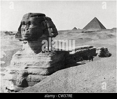 Sphinx in front of the Khafre pyramid Stock Photo