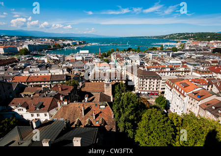 Panoramic view over city rooftops and Lake Geneva, Geneva, Switzerland Stock Photo