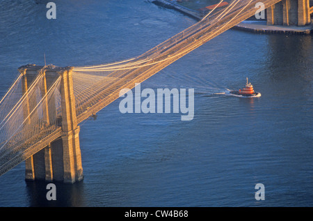 Brooklyn Bridge shot from above, Manhattan, New York City, NY Stock Photo