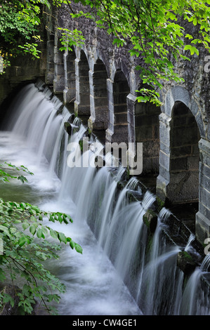 The Roman bridge / Pont Romain at Montignies-Saint-Christophe, Erquelinnes, Hainaut, Wallonia, Belgium Stock Photo